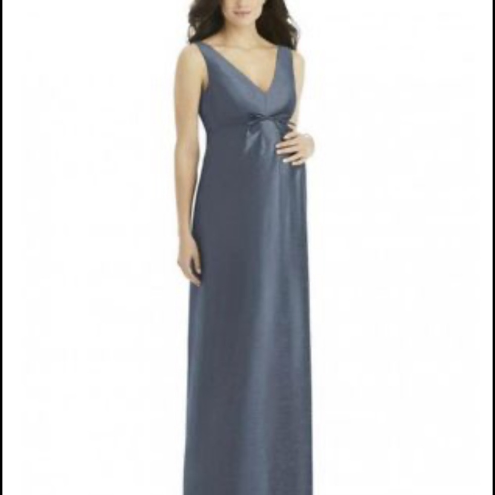 Alfred sung maternity bridesmaids dress. Color silver stone. Size 10